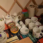 02 Jurta Hneda V Jablecnem Sadu Chotetice