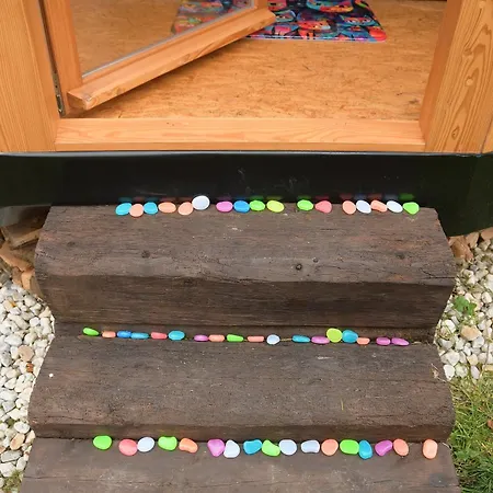 02 Jurta Hnědá V Jablečném Sadu